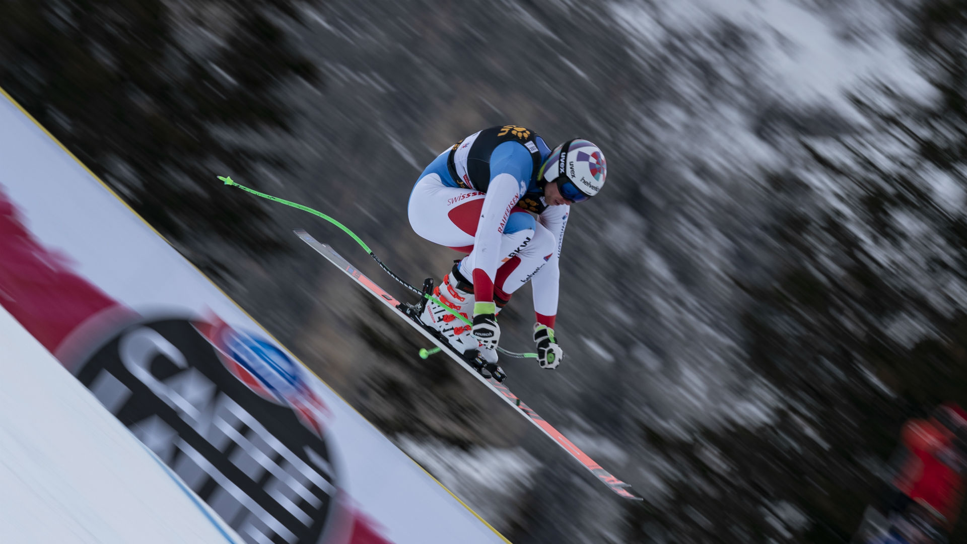 Gisin airlifted to hospital after downhill crash in Val Gardena ALPINESKIING News Stadium Astro