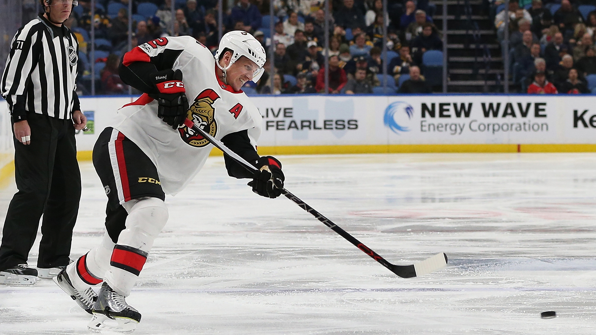 NHL trade news: Kings acquire All-Star Dion Phaneuf in 4-player deal