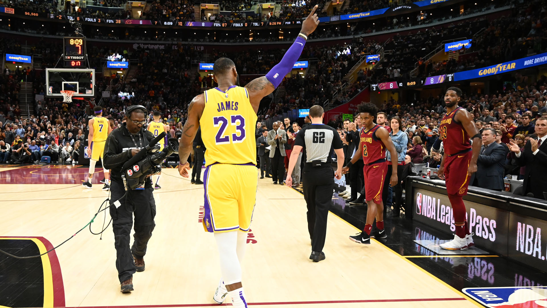 Cleveland Cavaliers announce JR Smith no longer with the team