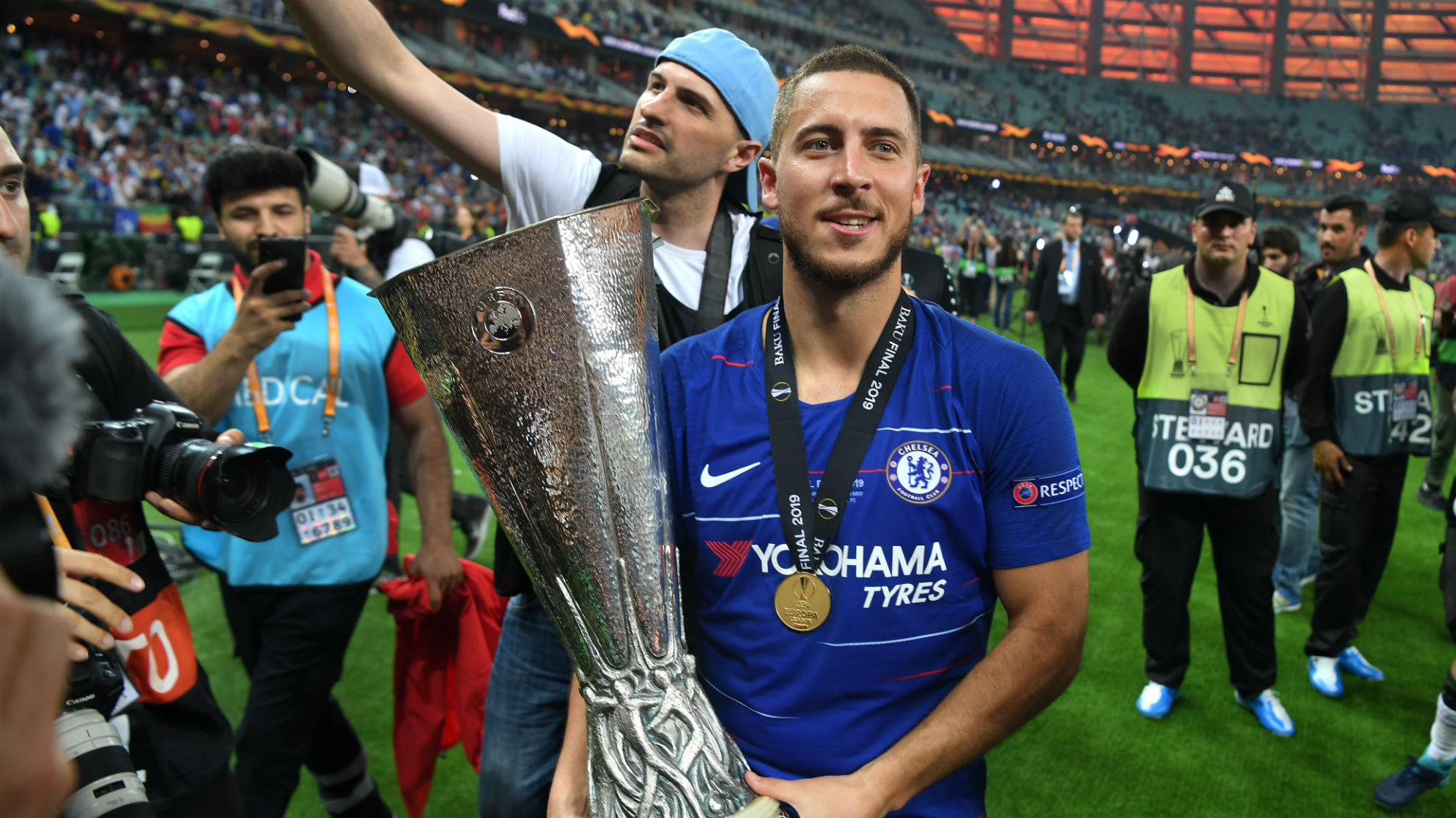 Hazard Wins Uefa Europa League Player Of The Year Award Europa League News Stadium Astro