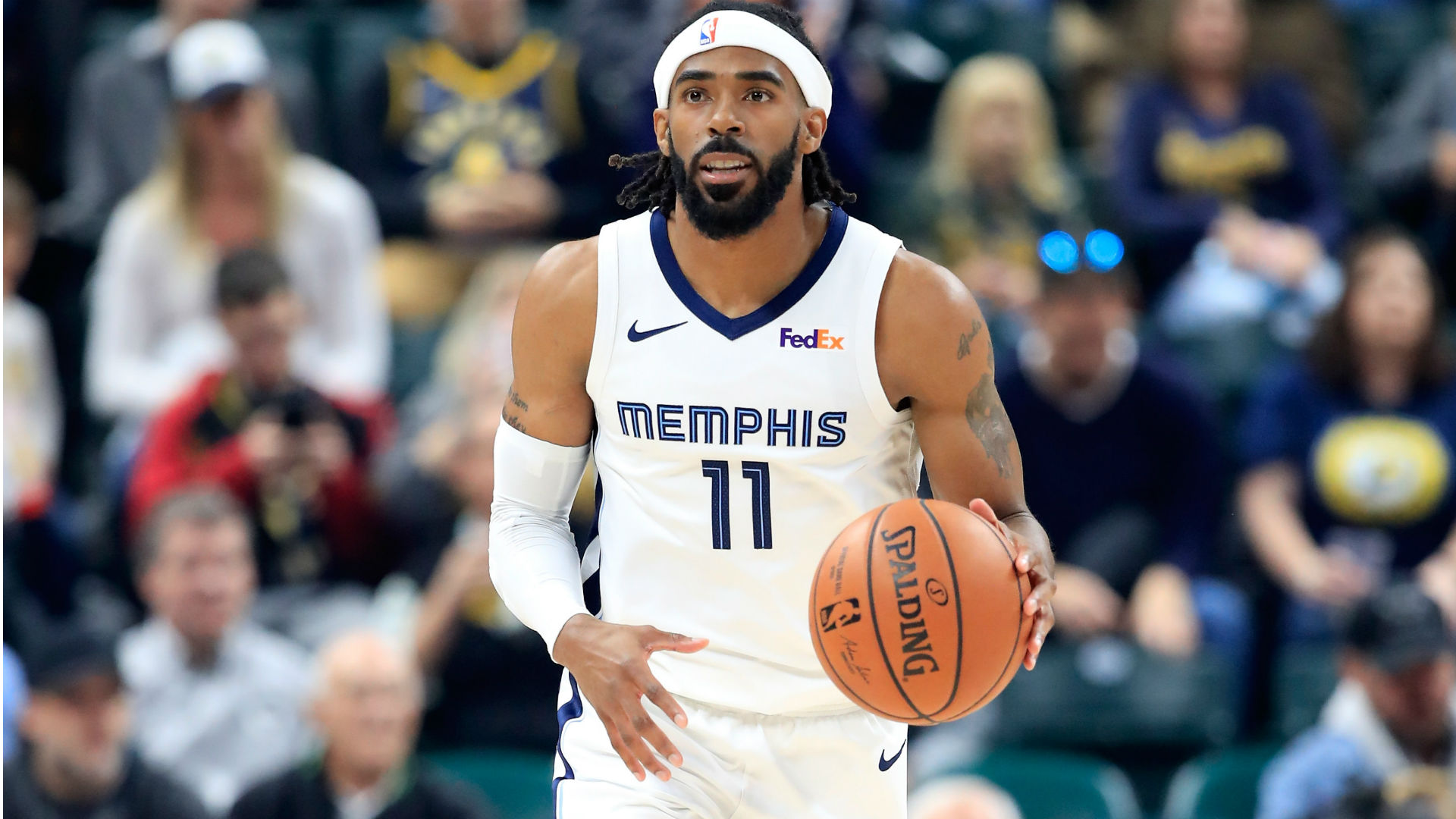 Mike Conley Jr. traded from Grizzlies to Jazz for three players, two picks, report says