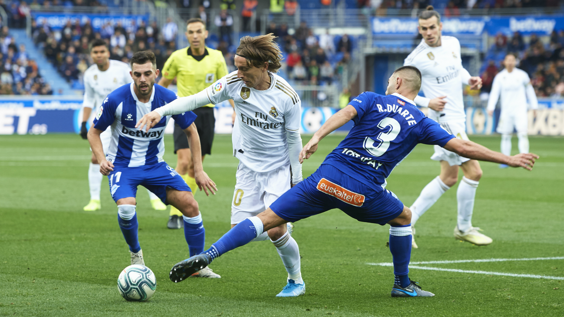 Deportivo Alaves 1-2 Real Madrid: Carvajal the hero as Los Blancos ...