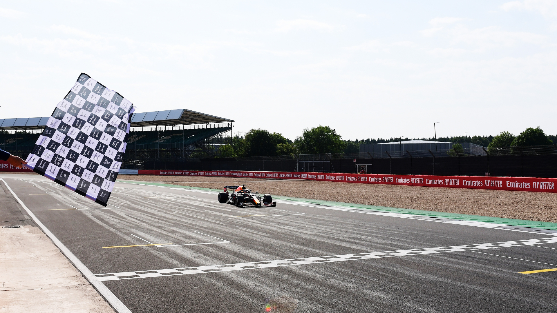 Silverstone 'absolutely' open to proposed new Formula One sprint races ...